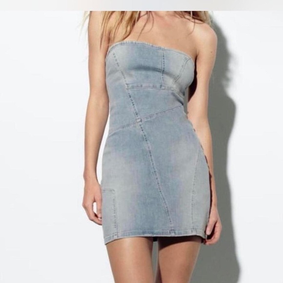 zara denim strapless dress ZARA. dress. TM Hibuy market Zara denim Lycra decollete dress